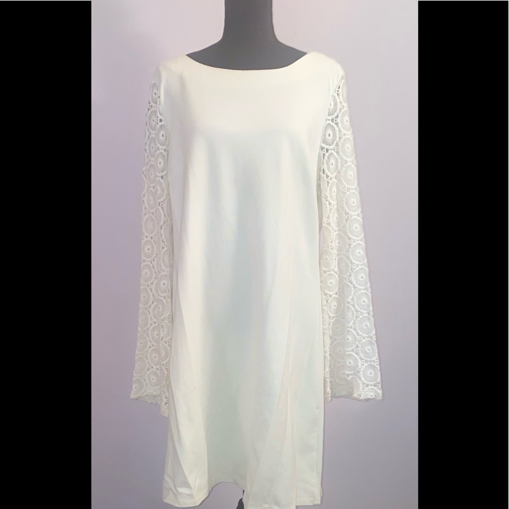 Women’s off white Dress